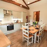Ferienhaus Abbots Reading *